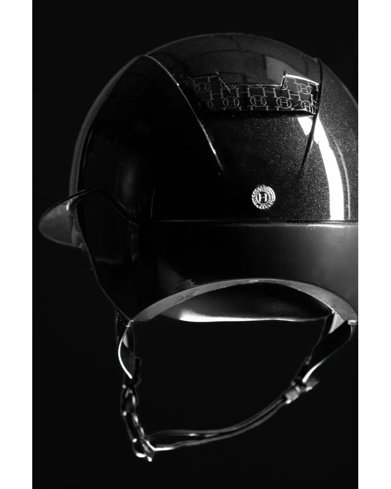 harka-casque-harcour-x-kask-monogramme (1).webp