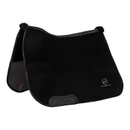 TAPIS ACAVALLO LOUVRE SQUARE DRESSAGE PAD WITH UNDERSIDE ECO-WOOL